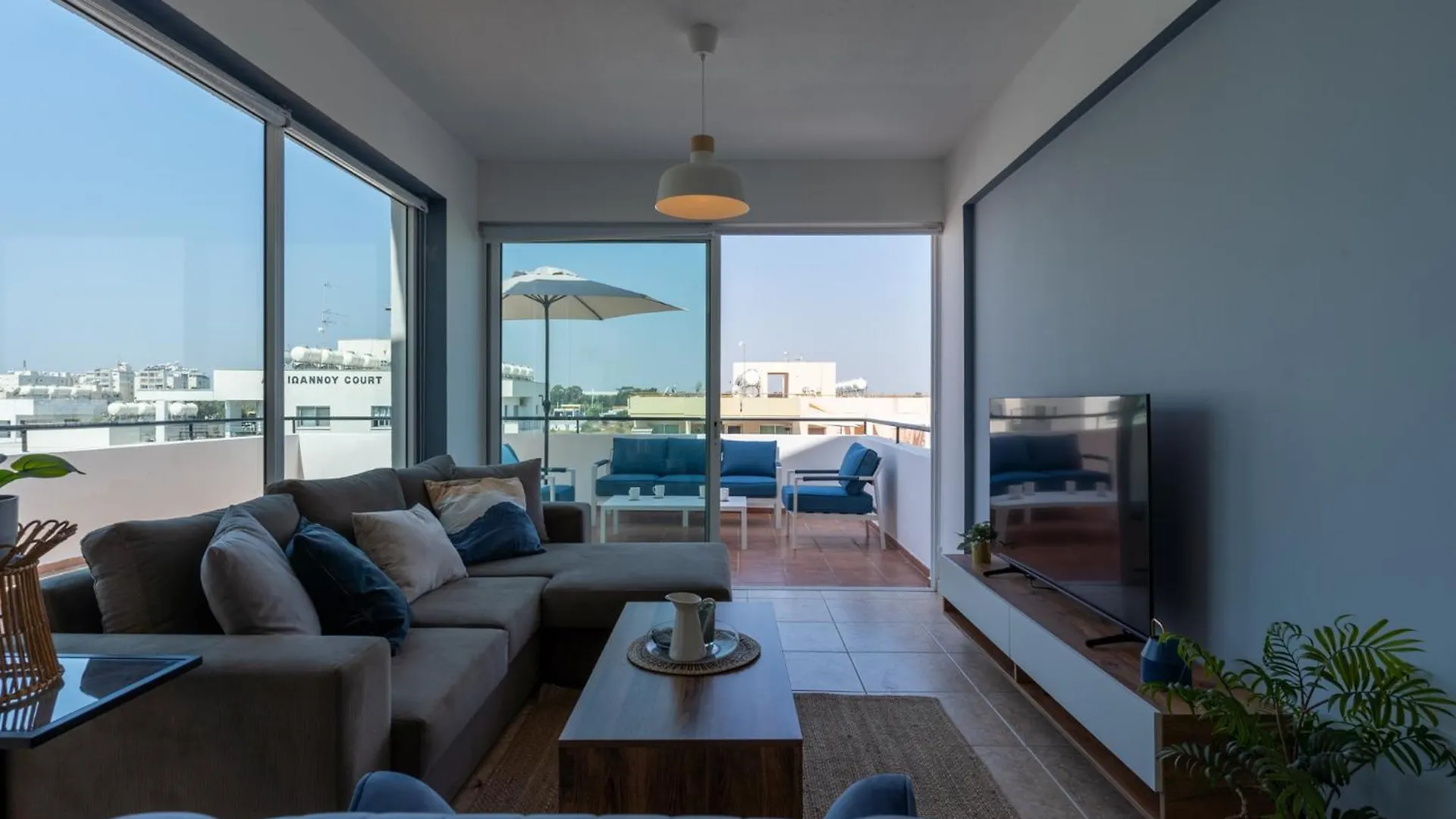 Chloris 3- Bedroom Apartment W/Pool In Larnaca 0*,  Cyprus