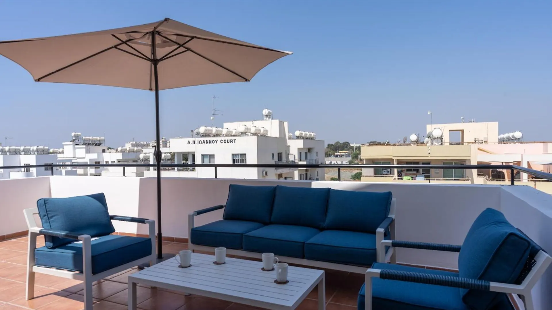 Chloris 3- Bedroom Apartment W/Pool In Larnaca Cyprus